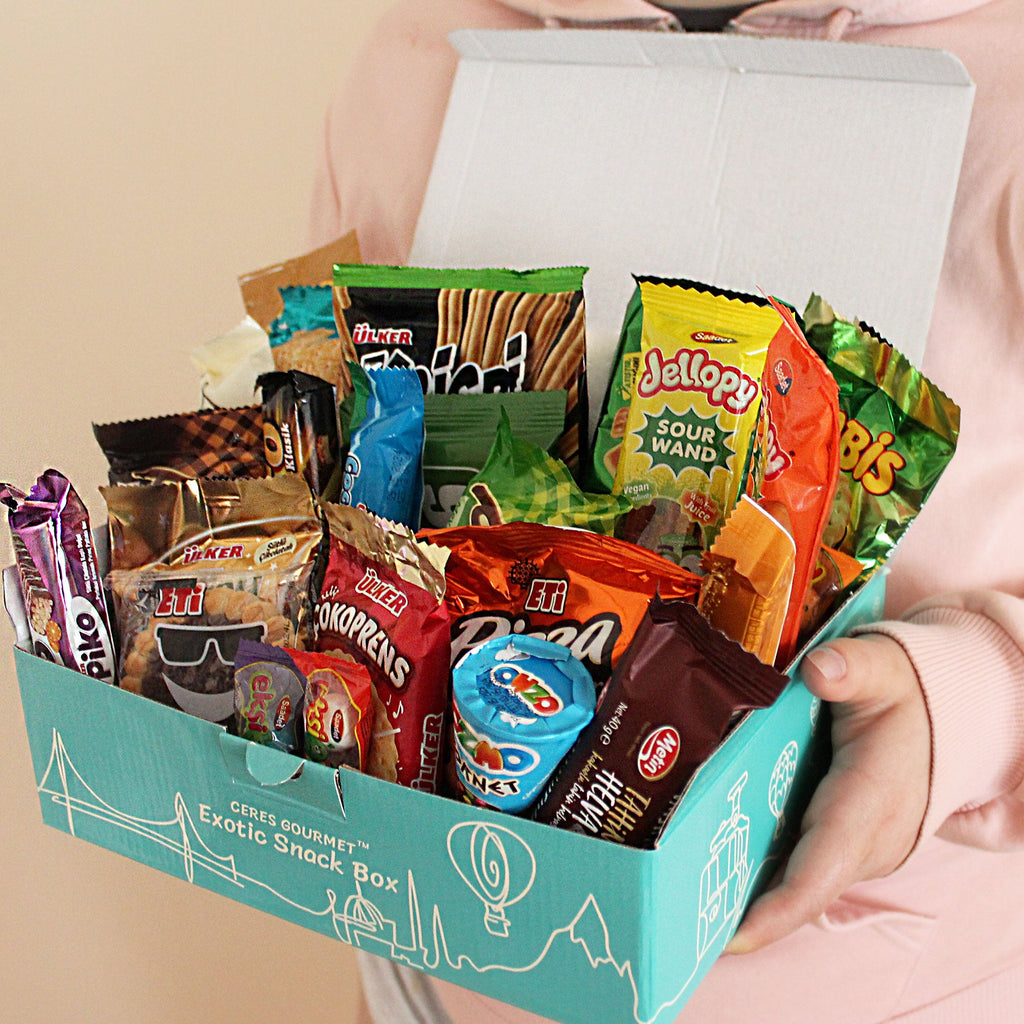 Snack Boxes from Around the World – 22 Delicious Snacks
